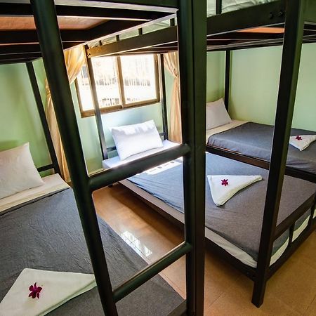 B52 Hostel Пномпень Экстерьер фото